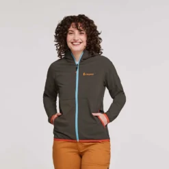 Cotopaxi Women's Vuelta Performance Windbreaker Jacket - Iron -Elara Wear Shop 1200x1200 png S23 W Vuelta Performance Windbreaker Iron 2