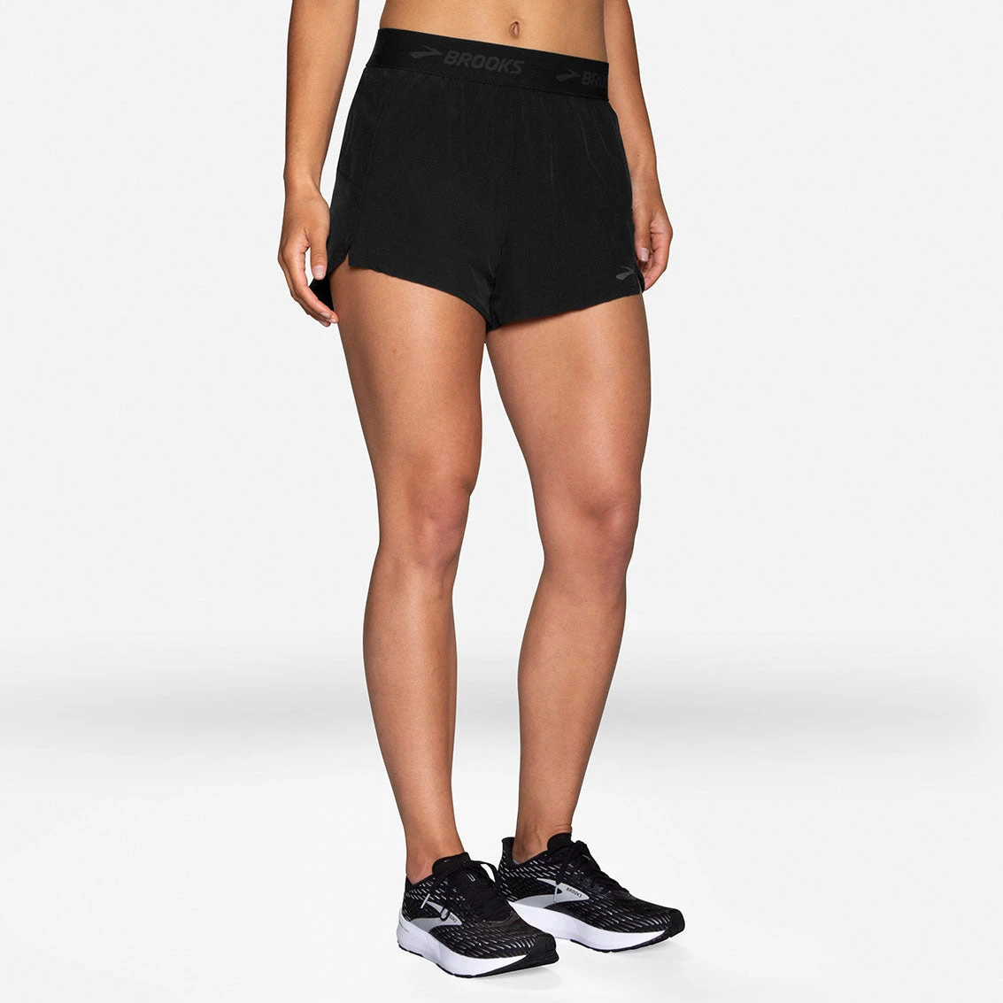 Women's Chaser 3" Shorts - Black/Brooks 2 Women's Chaser 3" Shorts - Black/Brooks - Image 2