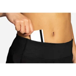 BROOKS Women's Chaser 5" Short - Black -Elara Wear Shop 221465 001 d3 Chaser 5in Short