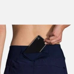 BROOKS Women's Chaser 7" Short - Navy -Elara Wear Shop 221466 451 D2 Chaser 7in Short CF F21