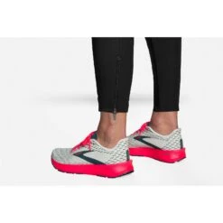 BROOKS Women's Shakeout Pant - Black -Elara Wear Shop 221467 001 D3 Shakeout Pant