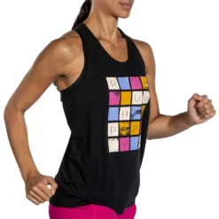 BROOKS Women's Distance Tank 2.0 - Black/RH Mosiac -Elara Wear Shop 221606 045 MV Distance Tank 2