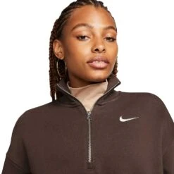 Nike Women's Phoenix Fleece Oversized 1/2-Zip Crop Sweatshirt - Baroque Brown/Sail -Elara Wear Shop AURORA DQ5767 237 PHSYM001 2000