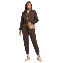 Nike Women's Phoenix Fleece Oversized 1/2-Zip Crop Sweatshirt - Baroque Brown/Sail -Elara Wear Shop AURORA DQ5767 237 PHSYM004 2000