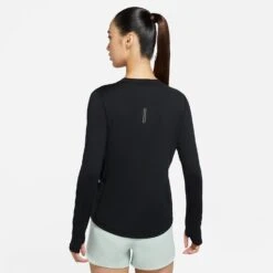 Women's Nike Element Crew - Black/Reflective Silver -Elara Wear Shop CU3277 010 PHSBM001 2000