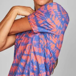 Women's Run All Day Tee - Cyanotype Papaya -Elara Wear Shop JANJI WT19A CYANOTYPE PAPAYA 03 720x 1d5f1425 8866 4eb6 8f2c 1c75b6abe21a