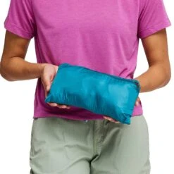 Cotopaxi Women's Capa Insulated Hooded Jacket - Gulf/Pine -Elara Wear Shop S23 W Capa Hybrid Insulated Hooded Jacket Gulf Pine 12