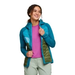 Cotopaxi Women's Capa Insulated Hooded Jacket - Gulf/Pine -Elara Wear Shop S23 W Capa Hybrid Insulated Hooded Jacket Gulf Pine 3