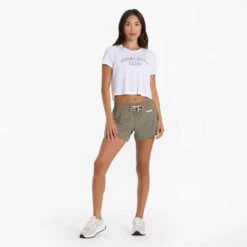 Vuori Women's Clementine 4" Short 2.0 - Light Oregano -Elara Wear Shop VW3004LOR 00125 1200x crop center.jpg 1