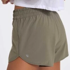 Vuori Women's Clementine 4" Short 2.0 - Light Oregano -Elara Wear Shop VW3004LOR 00187 1200x crop center jpg